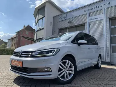 Gebraucht VW Touran Sound 150 PS (110 kW) 2018 Silber Van / Kleinbus
