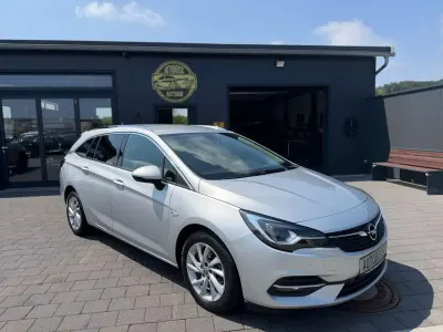Gebraucht Opel Astra Elegance 122 PS (89 kW) 2020 Argonsilber/sovereign/switchbl Kombi