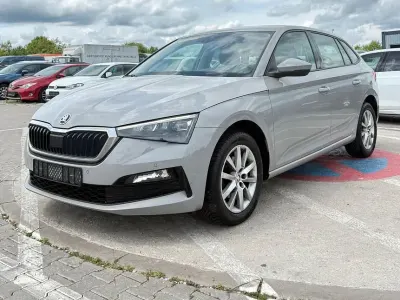 Gebraucht Skoda Scala Style 150 PS (110 kW) 2021 Grau Kleinwagen