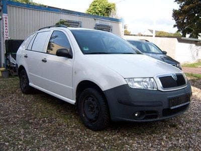 Gebraucht Skoda Roomster 64 PS (47 kW) 2006 Weiß Van / Kleinbus