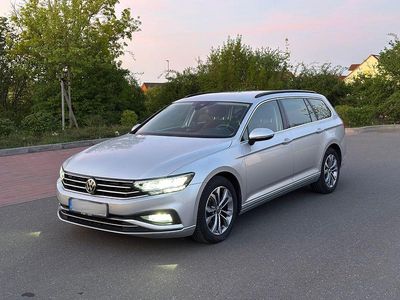 Używany VW Passat Business 150 KM (110 kW) 2019 Srebrny Kombi