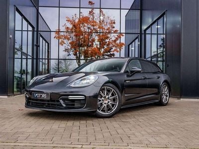 Porsche Panamera 4