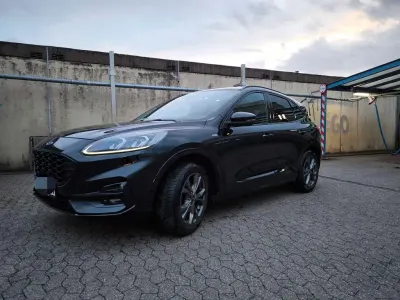 Używany Ford Kuga ST-Line X 150 KM (110 kW) 2021 Czarny SUV