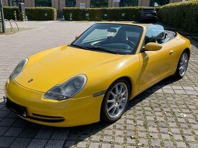 Porsche 911 Carrera Cabriolet