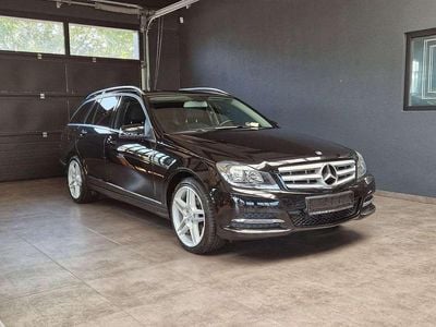 Schwarz Gebraucht 2014 Mercedes C200 Kombi | 14.890 € (Fairer Preis)