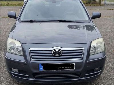 gebraucht Toyota Avensis Avensis2.2 D-CAT Combi Sol