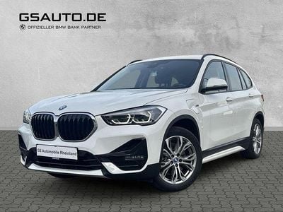 Alpinweiss iii (weiss) Gebraucht 2021 BMW X1 Sport Line SUV | 23.600 € (Guter Preis)