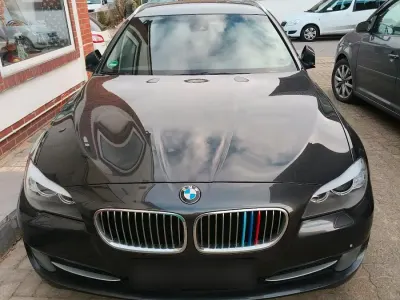 Gebraucht BMW 530 218 PS (160 kW) 2011 Grau Kombi