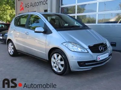 Gebraucht Mercedes A160 95 PS (69 kW) 2011 Polarsilber  metalliclack Kleinwagen
