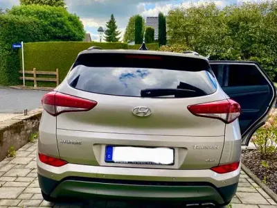 Gebraucht Hyundai Tucson Premium 185 PS (136 kW) 2015 Grau SUV