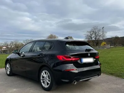 Brugt BMW 118 Sport Line 136 HK (100 kW) 2021 Sort Hatchback