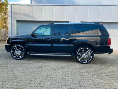 Gebraucht Cadillac Escalade 350 PS (257 kW) 2003 Schwarz SUV