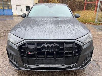 Grau Gebraucht 2021 Audi SQ7 Sport SUV | 59.990 € (Fairer Preis)