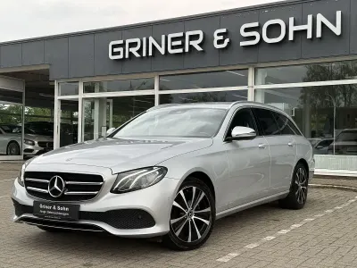 Używany Mercedes E220 Avantgarde 194 KM (142 kW) 2020 Srebrny Kombi