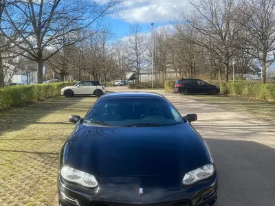 Gebraucht Chevrolet Camaro 193 PS (141 kW) 2001 Schwarz Coupé