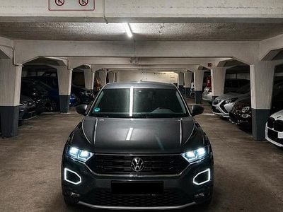Usata VW T-Roc Style 150 CV (110 kW) 2020 Grigio SUV