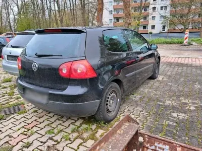 Gebraucht VW Golf IV 75 PS (55 kW) 2004 Schwarz Limousine