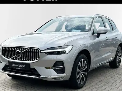 Gebraucht Volvo XC60 Plus 197 PS (144 kW) 2023 Silber SUV