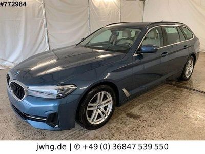Gebraucht BMW 520 190 PS (139 kW) 2023 Blau Kombi