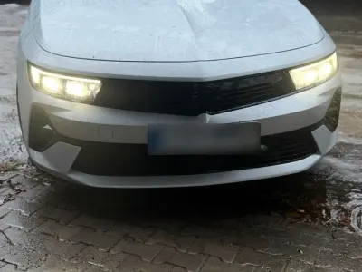 Gebraucht Opel Astra 136 PS (100 kW) 2025 Silber Kleinwagen