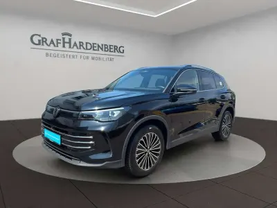 Gebraucht VW Tiguan Elegance 150 PS (110 kW) 2025 Schwarz SUV
