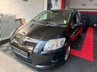Second-hand Toyota Auris Team 124 CP (91 kW) 2008 Negru Hatchback