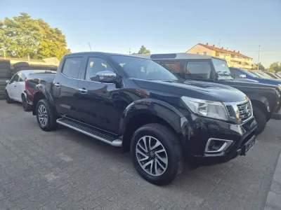 Gebraucht Nissan Navara N-Connecta 190 PS (139 kW) 2017 Black (m) Pickup