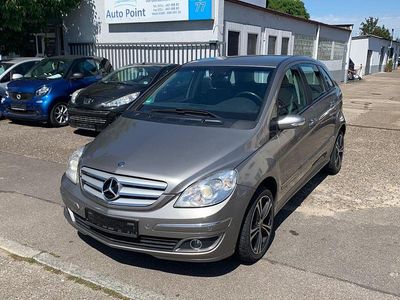 Mercedes B200