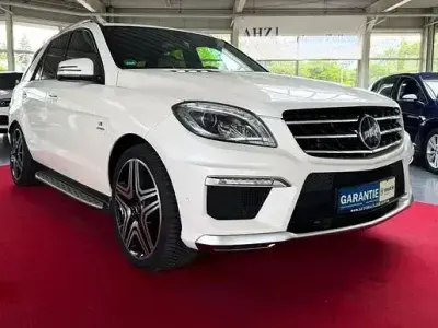 Gebraucht Mercedes ML63 AMG AMG 557 PS (409 kW) 2012 Weiß SUV