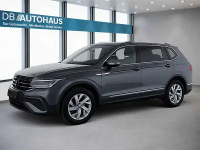 Gebraucht VW Tiguan Allspace Life 150 PS (110 kW) 2023 Grau SUV