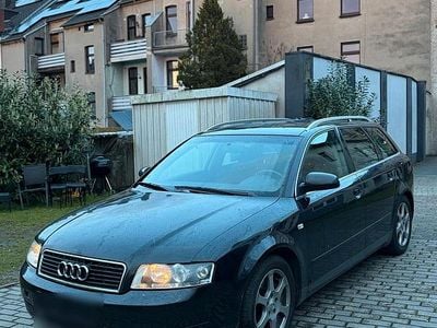 Gebraucht Audi A4 130 PS (95 kW) 2002 Blau Kombi