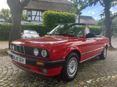 Gebraucht BMW 318 Cabriolet Sport Line 113 PS (83 kW) 1992 Rot Cabrio