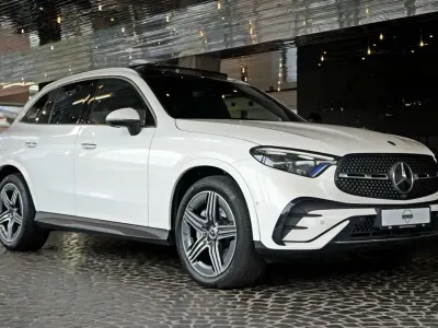 Gebraucht Mercedes GLC220 AMG line 197 PS (144 kW) 2023 Weiß SUV