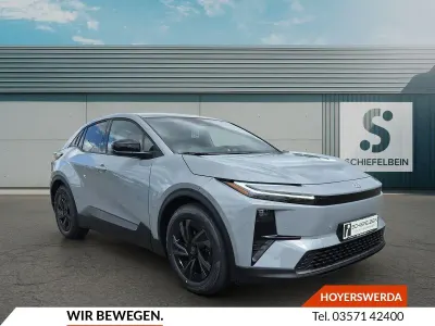 Neu Toyota C-HR+ 164 kW (224 PS) 2026 Cement grey metallic SUV