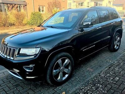Gebraucht Jeep Grand Cherokee Overland 250 PS (183 kW) 2015 Schwarz SUV