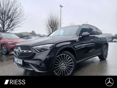Gebraucht Mercedes GLC450 AMG 367 PS (269 kW) 2026 Metalliclack obsidianschwarz SUV