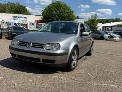 Gebraucht VW Golf IV 131 PS (96 kW) 2001 Grau Limousine