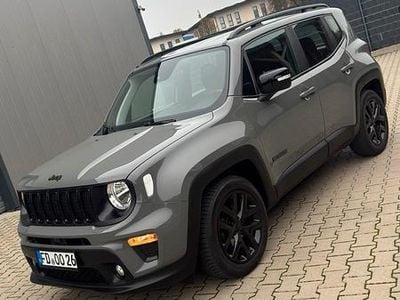 Grau Gebraucht 2022 Jeep Renegade Night Eagle SUV | 15.990 € (Fairer Preis)