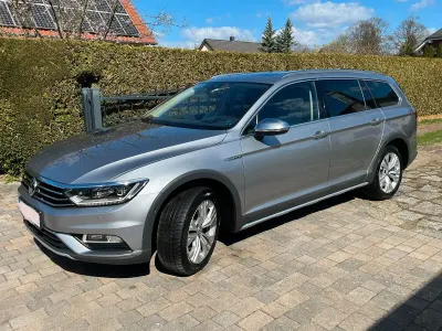 Używany VW Passat Alltrack 200 KM (147 kW) 2019 Srebrny Kombi