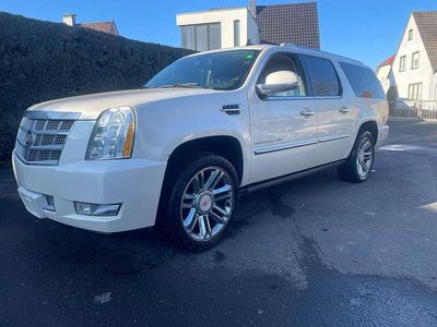 Beige Gebraucht 2013 Cadillac Escalade SUV | 13.900 € (Fairer Preis)