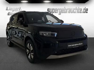 Neu Opel Frontera Ultimate 136 PS (100 kW) 2026 Lackierung schwarz perla nera/ SUV