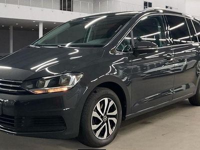 Grau Gebraucht 2021 VW Touran Van / Kleinbus | 24.990 € (Fairer Preis)