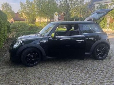 Second-hand Mini ONE 75 CP (55 kW) 2014 Negru Hatchback