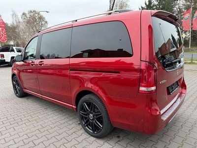 Gebraucht Mercedes V300 AMG 239 PS (175 kW) 2019 Rot Van / Kleinbus