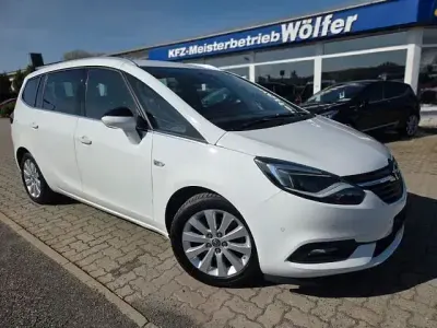 Gebraucht Opel Zafira Innovation 170 PS (125 kW) 2016 Schneeweiss/olympic/summit whi Van / Kleinbus