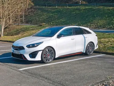 Gebraucht Kia ProCeed GT 204 PS (150 kW) 2022 Weiß Kombi