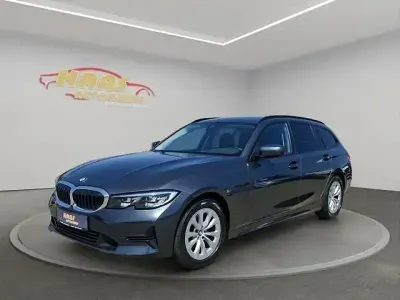 Gebraucht BMW 318 Advantage 150 PS (110 kW) 2021 Grau Kombi