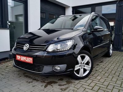 Schwarz Gebraucht 2011 VW Touran Highline Van / Kleinbus | 11.990 € (Etwas zu teuer)