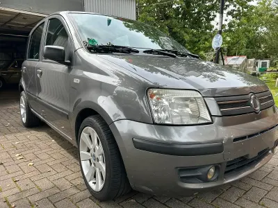 Gebraucht Fiat Panda 50 PS (36 kW) 2007 Silber Kleinwagen