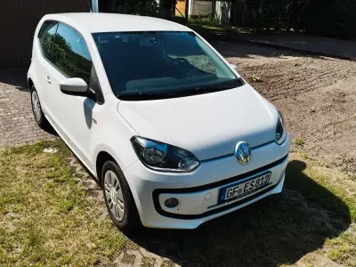 Käytetty VW up! move up! 60 HP (44 kW) 2012 Valkoinen Viistoperä